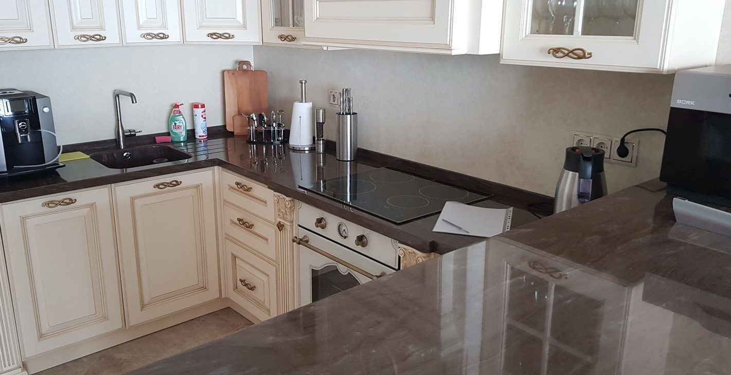 Столешницы для кухни из искусственного камня заказать в Сочи Кухонные столешницы заказать купить